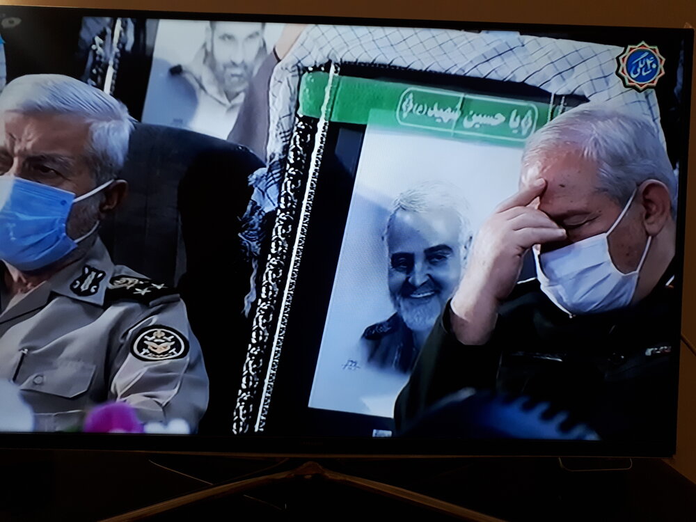 عکسی از دیدار تصویری رهبر انقلاب با رزمندگان دفاع مقدس