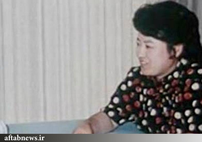 عکس نادری از کودکی کیم جونگ اون، رهبر کره شمالی در کنار مادرش عکس نادری از کودکی کیم جونگ اون، رهبر کره شمالی در کنار مادرش
