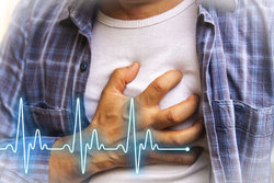 این دردها در قفسه سینه حمله قلبی نیستند