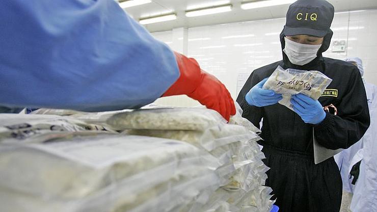 چین ویروس زنده کرونا را در مواد غذایی منجمد پیدا کرد