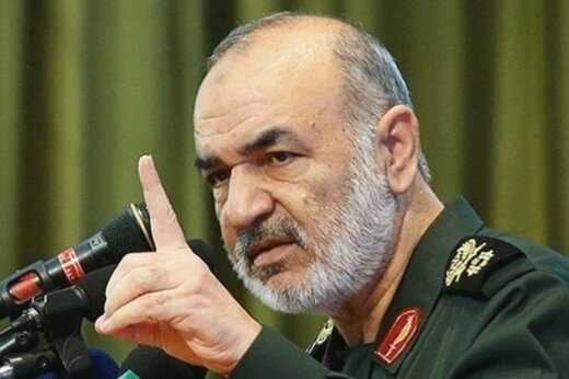 فرمانده سپاه: امام دشمن را از سرزمینمان بیرون راندند، رهبر عزیزمان او را تعقیب کردند /جنگ و مقاومت ادامه دارد فرمانده سپاه: امام دشمن را از سرزمینمان بیرون راندند، رهبر عزیزمان او را تعقیب کردند /جنگ و مقاومت ادامه دارد