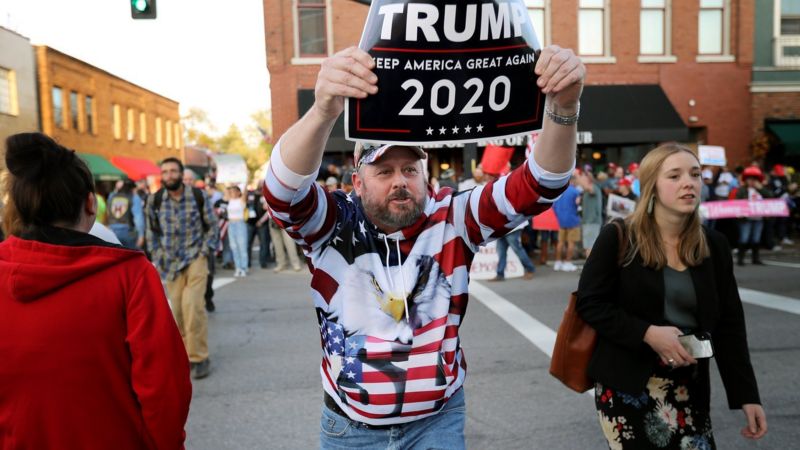 تصاویر| حاشیه‌های نخستین مناظره جنجالی ترامپ و بایدن