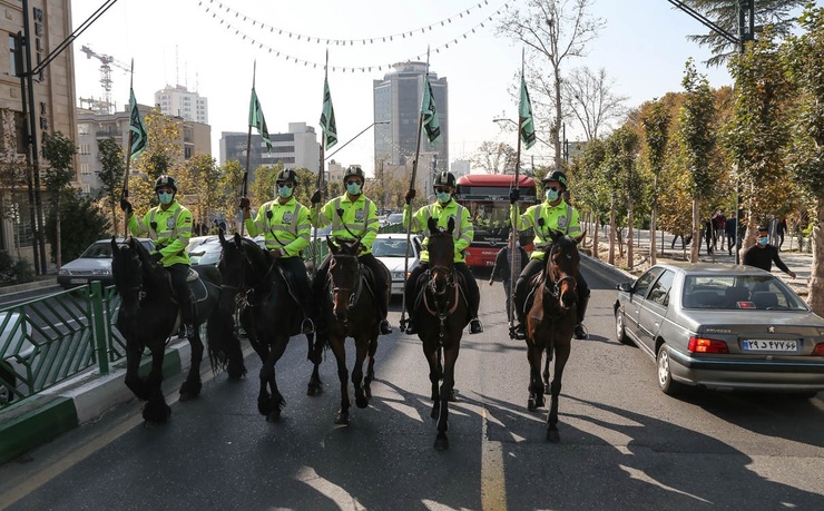 تصاویر| رژه پلیس اسب‌سوار در خیابان‌های تهران