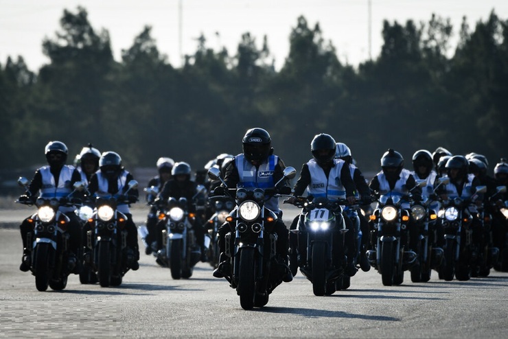 تصاویر| مسابقات موتورسواری سرعت در آزادی