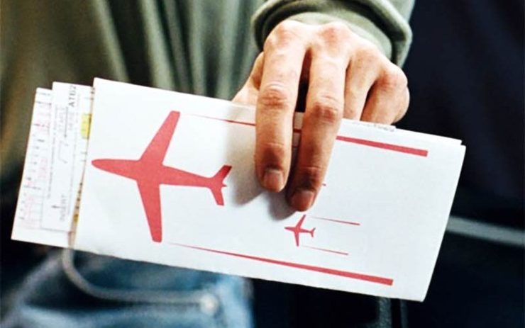 اعتراض وزیر گردشگری به گرانی بلیت هواپیما: این رویه را متوقف کنید