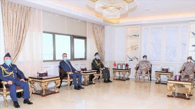 مقامات قطر و ترکیه درباره روابط نظامی دیدار کردند