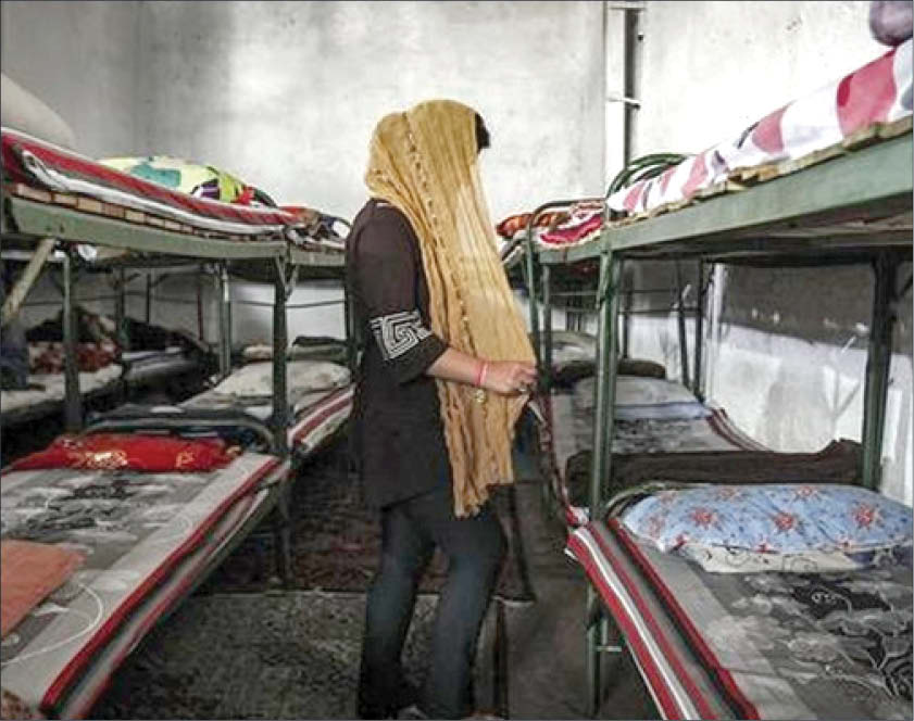 تصاویر| روایت تکاندهنده معتادان از ۲ کمپ ترک اعتیاد زنان در مشهد؛ از تنفروشی تا فروش نوزاد! تصاویر| روایت تکاندهنده معتادان از ۲ کمپ ترک اعتیاد زنان در مشهد؛ از تنفروشی تا فروش نوزاد!