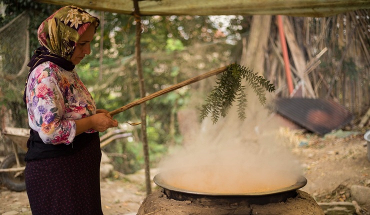 تصاویر| پخت اربه دوشاب در گیلان
