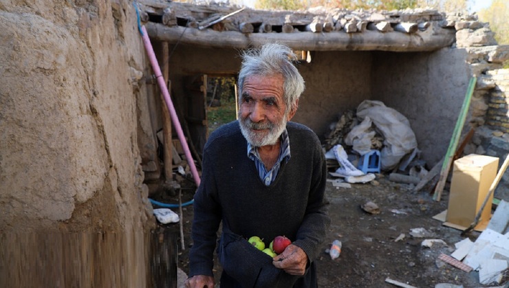 تصاویر| ورنکش؛ یک ساله بعد از زلزله