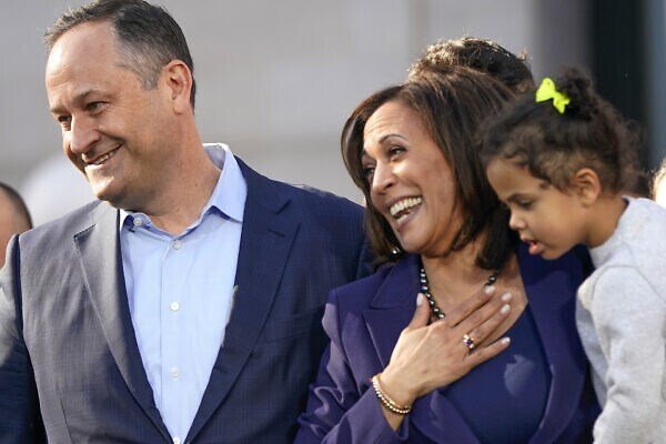 با اولین زن رنگین پوست که کاخ سفید را فتح کرد بیشتر آشنا شوید/عکس با اولین زن رنگین پوست که کاخ سفید را فتح کرد بیشتر آشنا شوید/عکس