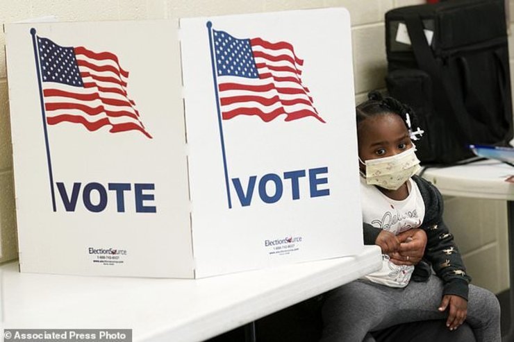 نیویورک تایمز: مقام‌های ایالت‌های سراسر آمریکا مدرکی از وقوع تقلب انتخاباتی گزارش نکرده‌اند