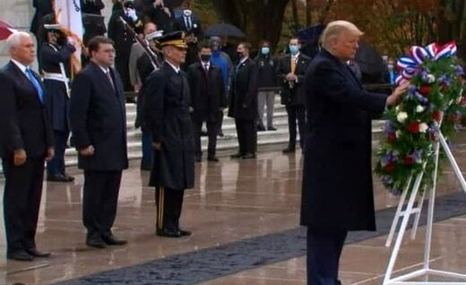 عکس| نخستین حضور ترامپ در انظار عمومی پس از شکست