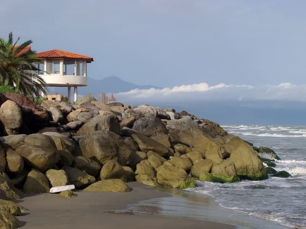 آنچه که باید از بازار فروش ویلا ساحلی در محمودآباد بدانید!