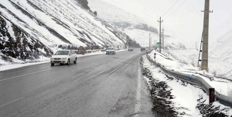 بارش برف در جاده کرج - چالوس