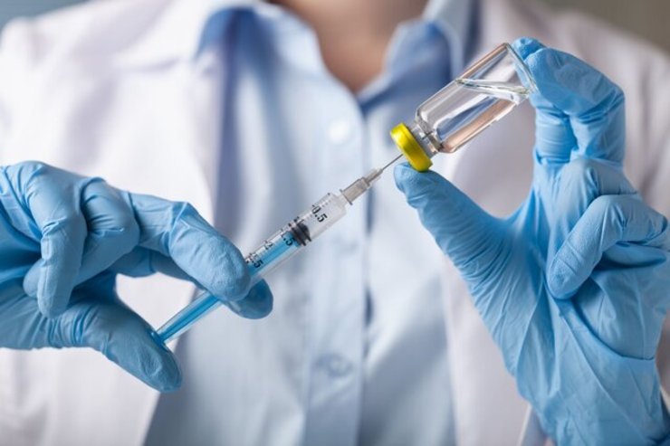 واکسن، کاهش ۵۰ درصدی انتشار ویروس کرونا در جهان را رقم می‌زند