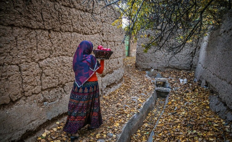 تصاویر| پاییز دل‌انگیز در کوچه‌های کاه‌گلی یزد