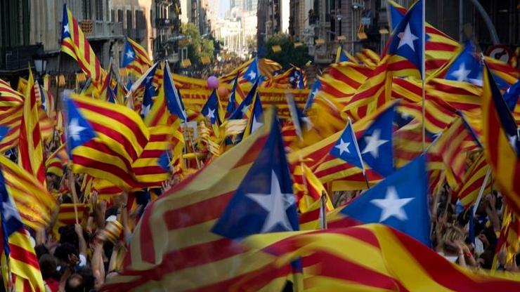 پلیس اسپانیا ۲۱ «جدایی طلب» دیگر را در کاتالونیا بازداشت کرد