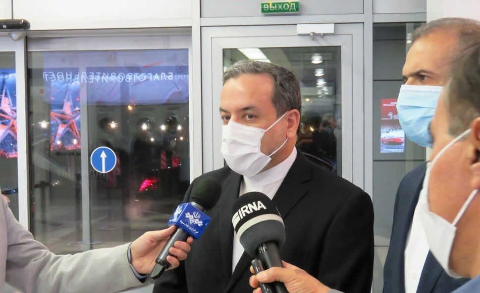 دیدار عراقچی با همتای روسی/ معاون وزارت امورخارجه: رایزنی‌های خوبی درخصوص آینده برجام داشتیم