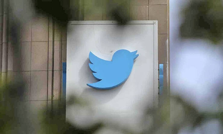 فشار سنا آمریکا بر توییتر برای حذف توییت‌های رهبر انقلاب