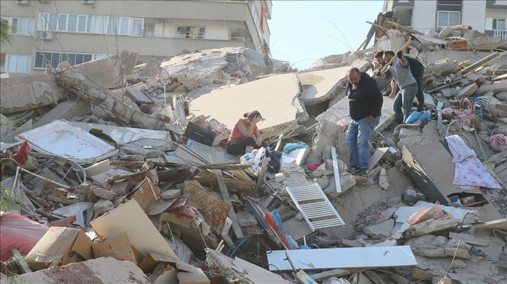 زلزله شدید در ترکیه/ ۲۴ کشته و ۲۲۰ مصدوم/ثبت بیش از ۲۰۰ پس‌لرزه