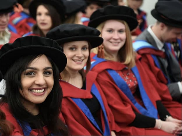 دوره‌های تحصیلی انگلستان، کانادا و سوئیس