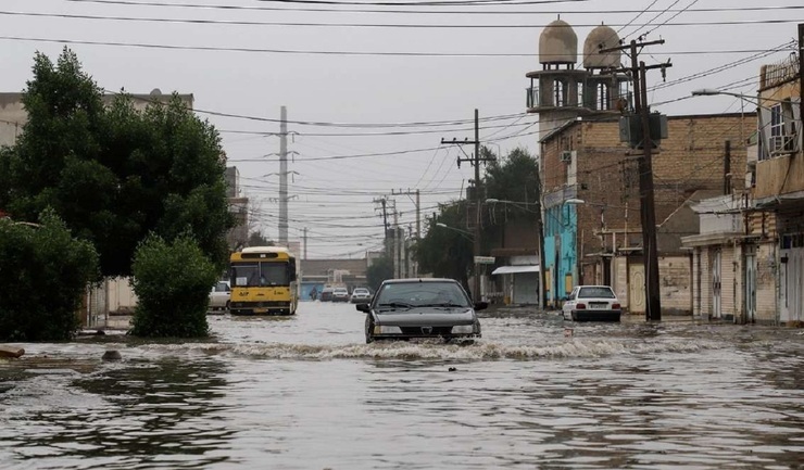 ادارات و بانک‌های اهواز، ماهشهر و کارون تعطیل شدند