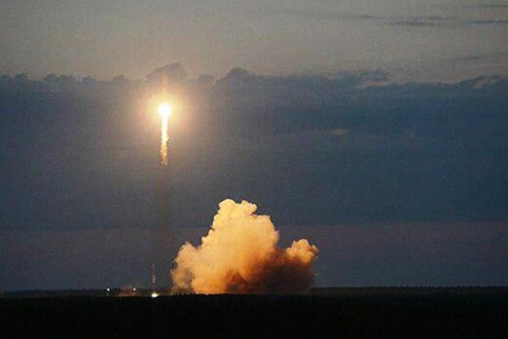روسیه ماهواره امارات را به فضا پرتاب کرد