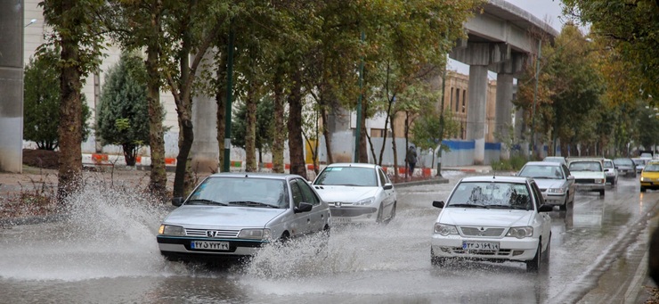 بارش باران در استان‌ها؛ از آبگرفتگی تا بسته شدن راه‌ها