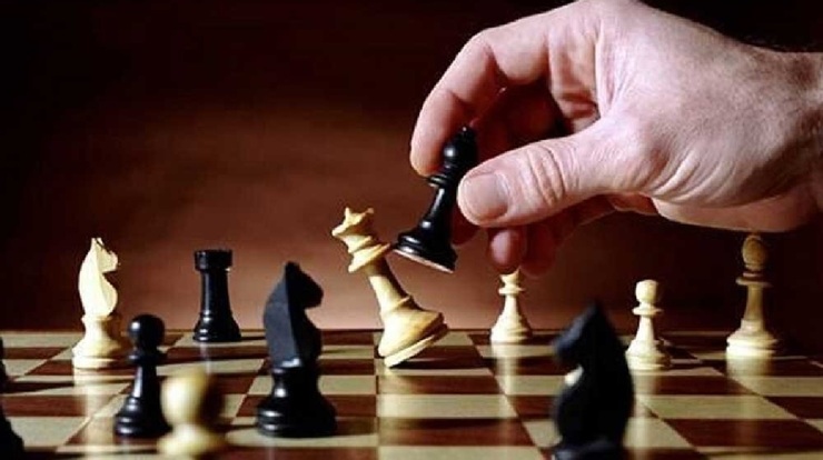 پای مجلس چطور به جنجال شطرنج باز شد؟