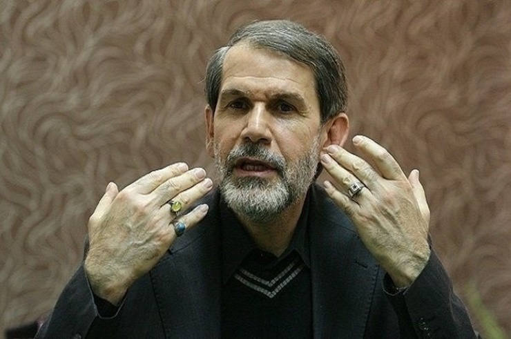 بازگشت جبهه پایداری به احمدی نژاد با کمک میلیاردرِ پشت پرده؟