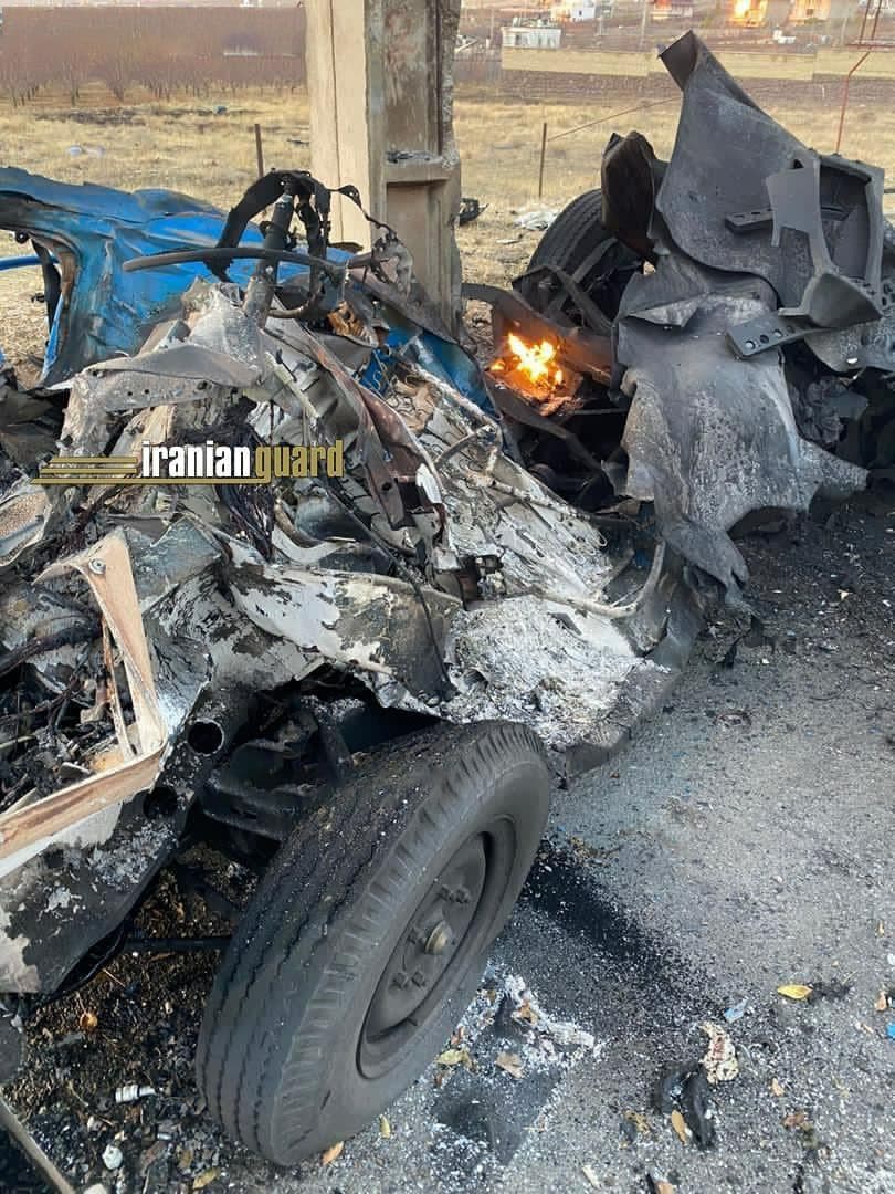 عکس| نیسان منفجر شده در مسیر فخری‌زاده