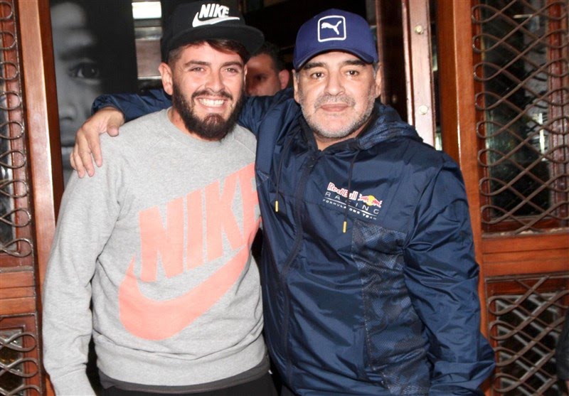 گزارش تکاندهنده الپاییس از آخرین روزهای مارادونا گزارش تکاندهنده الپاییس از آخرین روزهای مارادونا