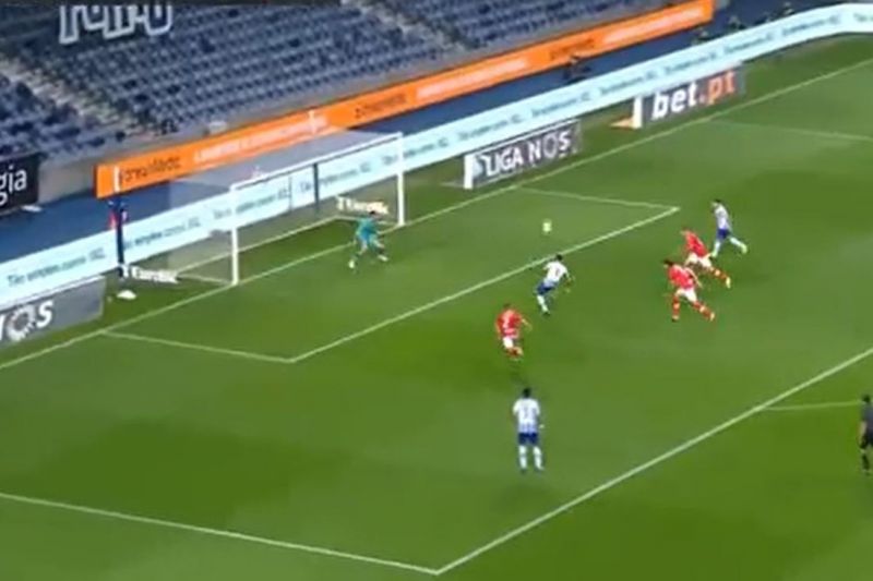 عکس| فرصتسوزی عجیب مهدی طارمی! عکس| فرصتسوزی عجیب مهدی طارمی!