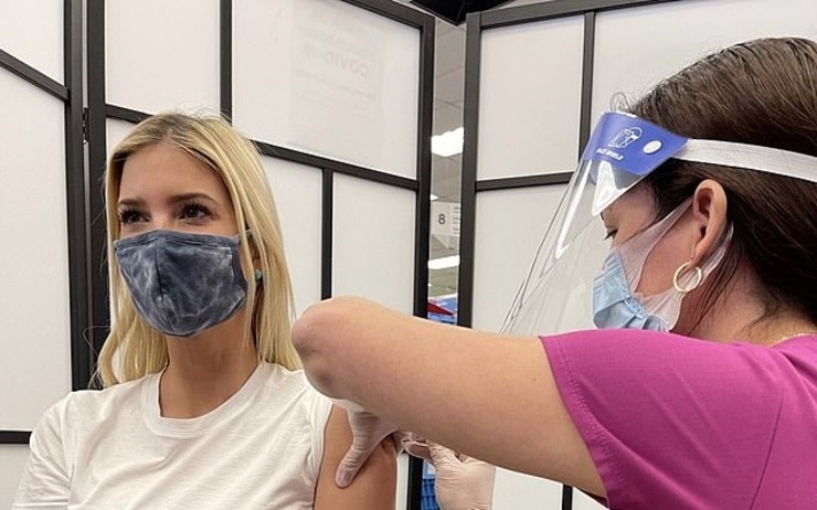 تصاویر| ایوانکا ترامپ هم واکسن کرونا زد