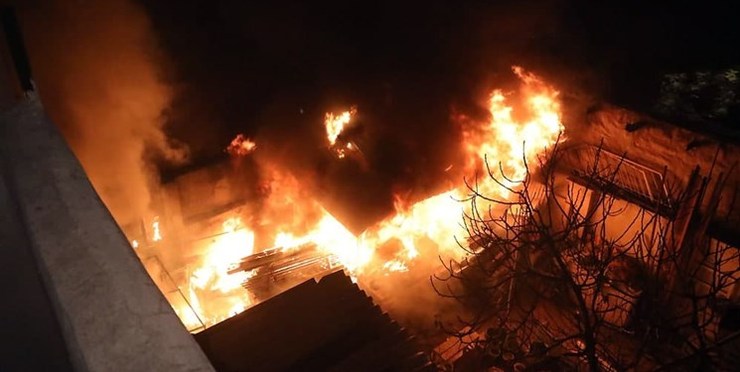 آتش‌سوزی و انفجار در شهرک صنعتی اردبیل با ۲ فوتی