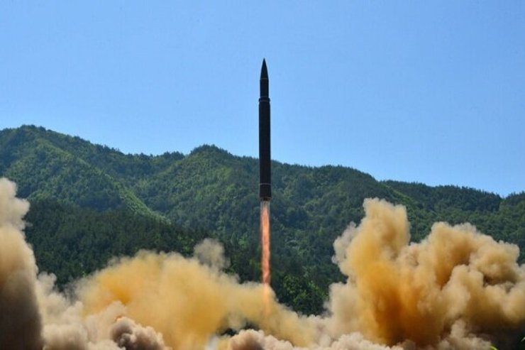 کره شمالی دو موشک بالستیک شلیک کرد/واکنش ژاپن و کره جنوبی