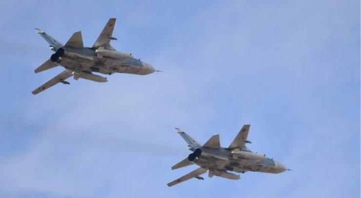 روسیه پایگاه‌های داعش در شرق حمص را هدف گرفت