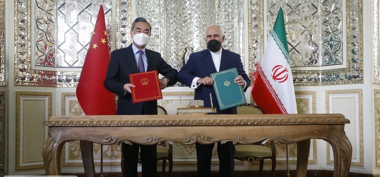 تصاویر| امضای سند همکاری ۲۵ ساله ایران و چین