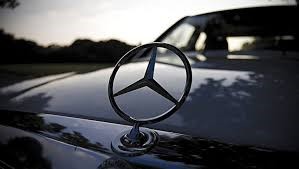 آیا مالیات خودرو‌های لاکچری و میلیاردی الزام قانونی دارد؟