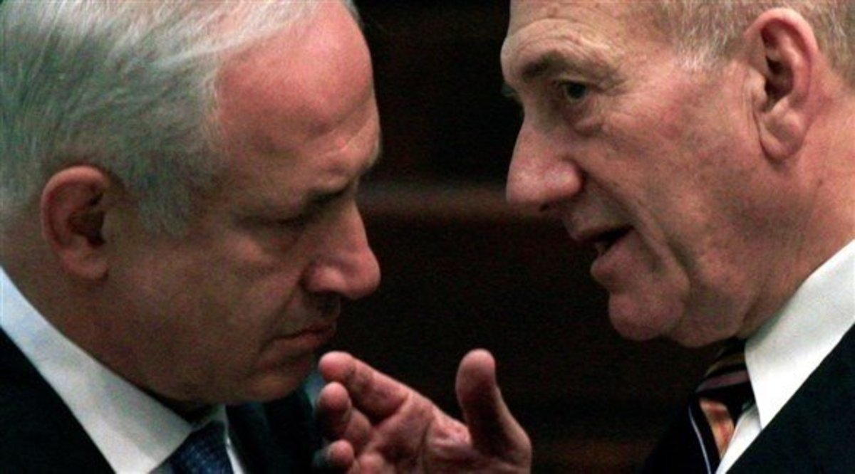 دادگاه اسرائیل نزاع حقوقی بین نتانیاهو و المرت را بررسی می‌کند