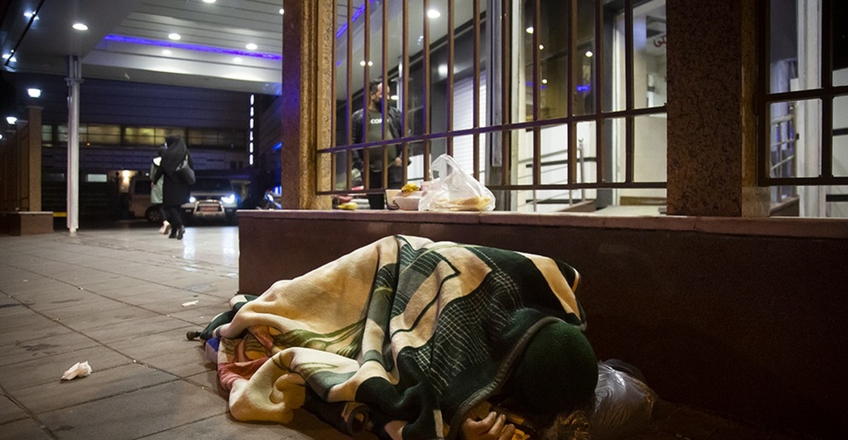تصاویر| خدمات شهرداری تهران به بی خانمان‌ها