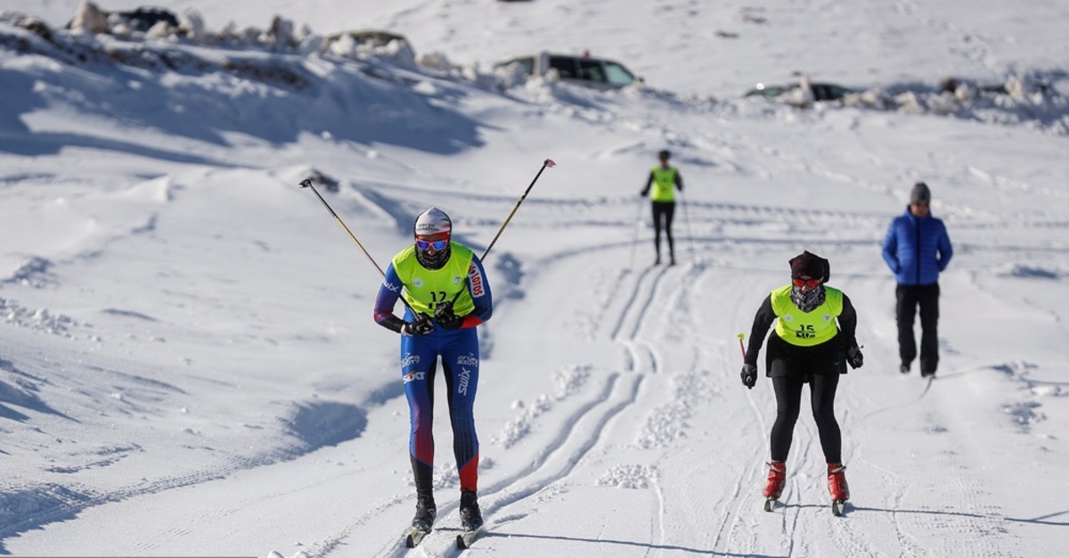 تصاویر| مسابقات بین المللی اسکی صحرانوردی