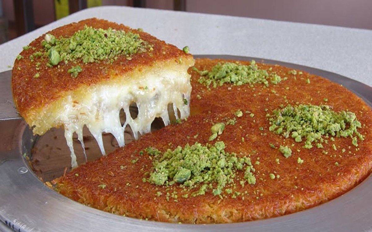 فوت و فن‌های تهیه کونوفه پنیری؛ دسر بی‌نظیر خاورمیانه‌ای