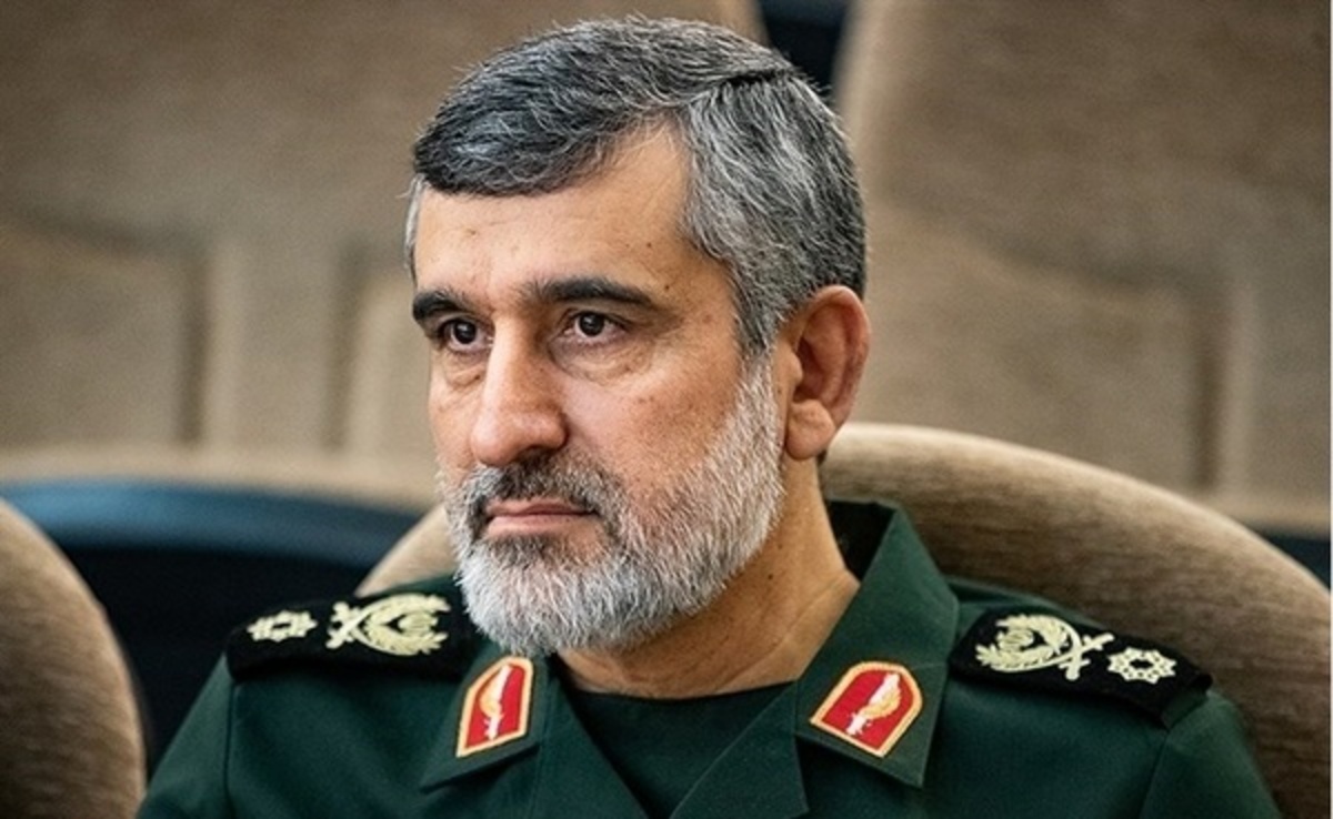 سردار حاجی‌زاده: اگر امروز صدام به ایران حمله می‌کرد، جنگ ۸ روزه تمام می‌شد