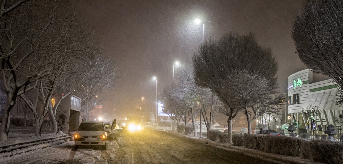 تصاویر| بارش اولین برف زمستانی در سنندج