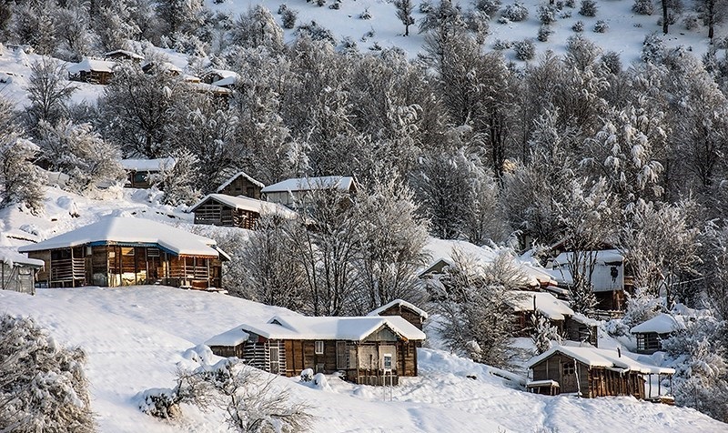 تصاویر| طبیعت برفی روستای اولسبلنگاه در ماسال