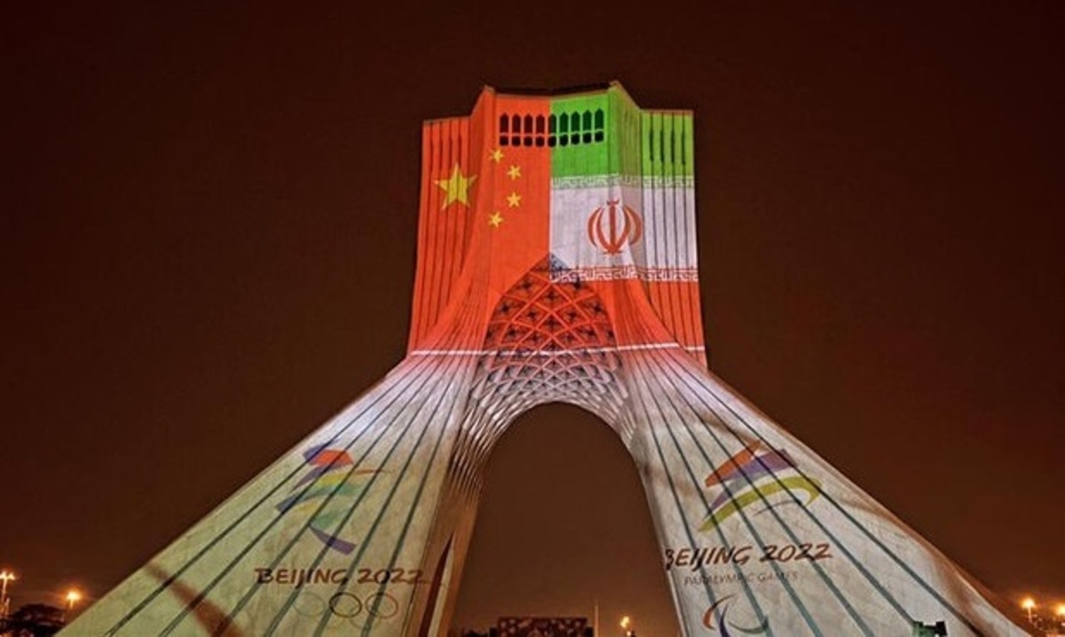 توضیح مجموعه برج آزادی درباره نمایش پرچم چین