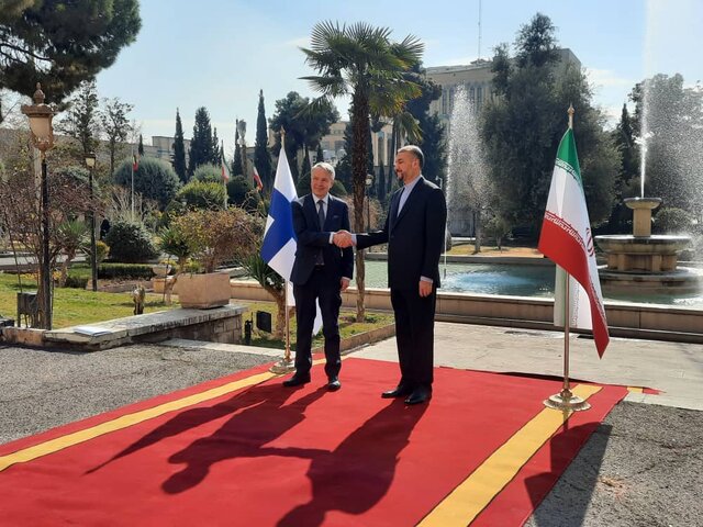 استقبال امیرعبداللهیان از وزیر خارجه فنلاند در تهران استقبال امیرعبداللهیان از وزیر خارجه فنلاند در تهران