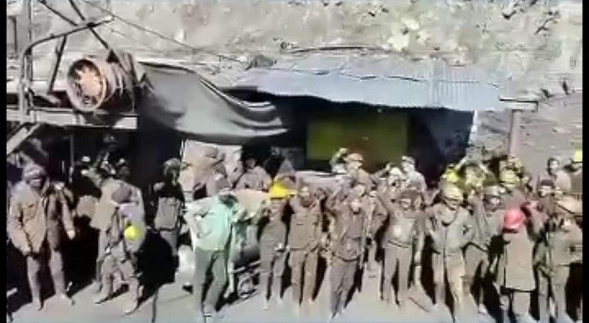 تجمع کارگران معدن زغال‌سنگ البرز شرقی دامغان