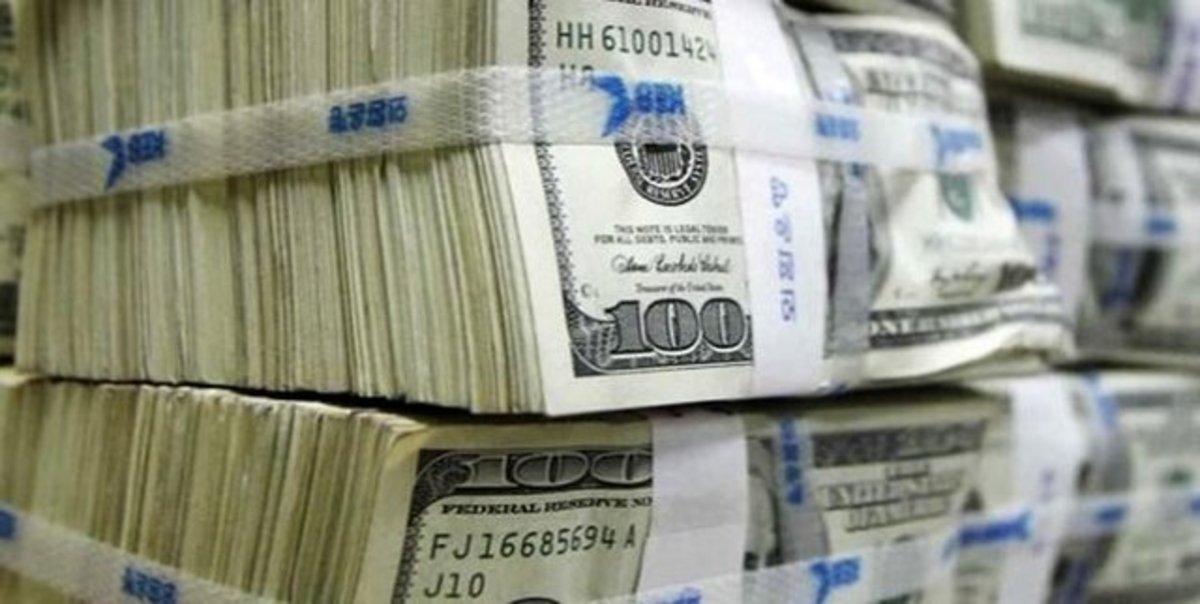 آخرین وضعیت ارزی کشور/رئیس بانک مرکزی: ۴۴ میلیارد دلار تامین شد
